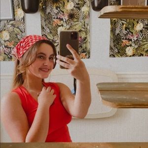 Meet your Posher, Lily